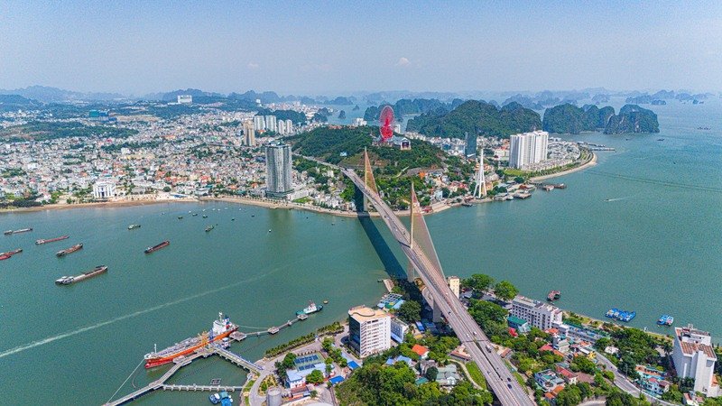 Bus from Hanoi to Halong Bay: 7 Trusted Providers for a Pleasant Journey
