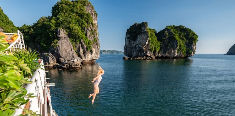 Hanoi Car Rental | Hanoi to Cat Ba (Ben Beo Pier) 2D1N