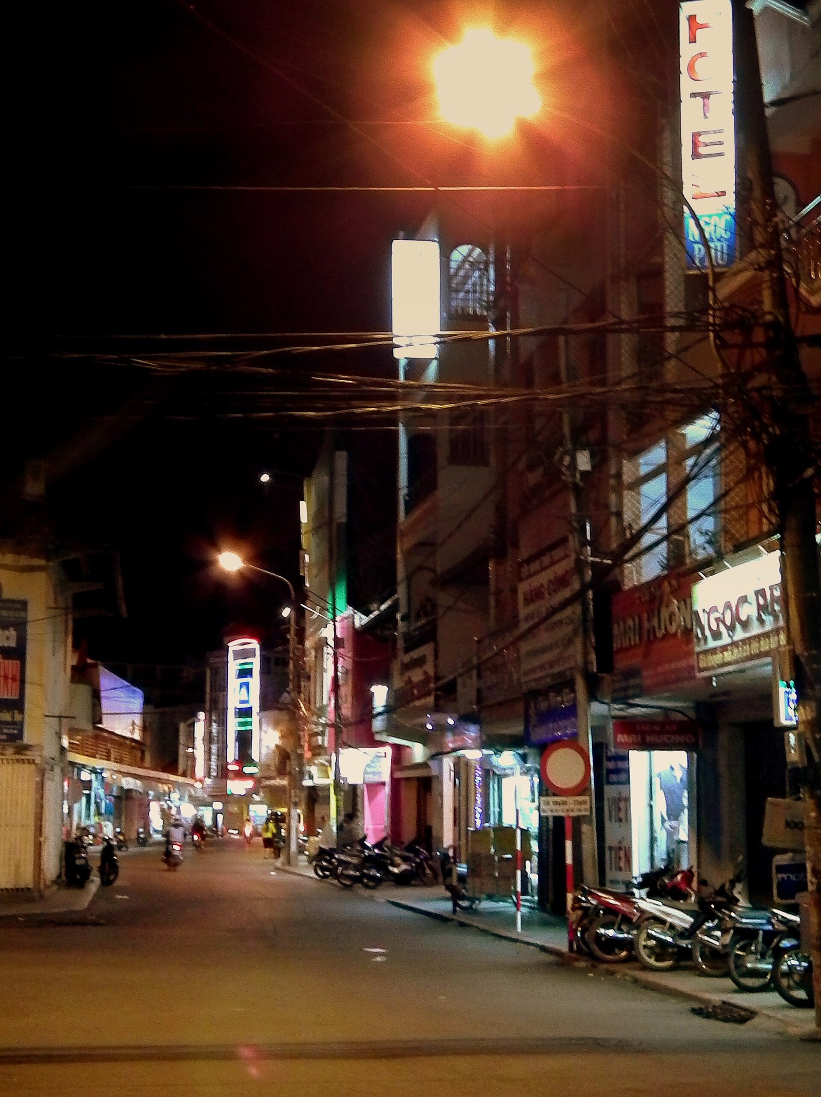 Da Lat Half-Day Morning - Datanla, Clay Tunnel & Crazy House