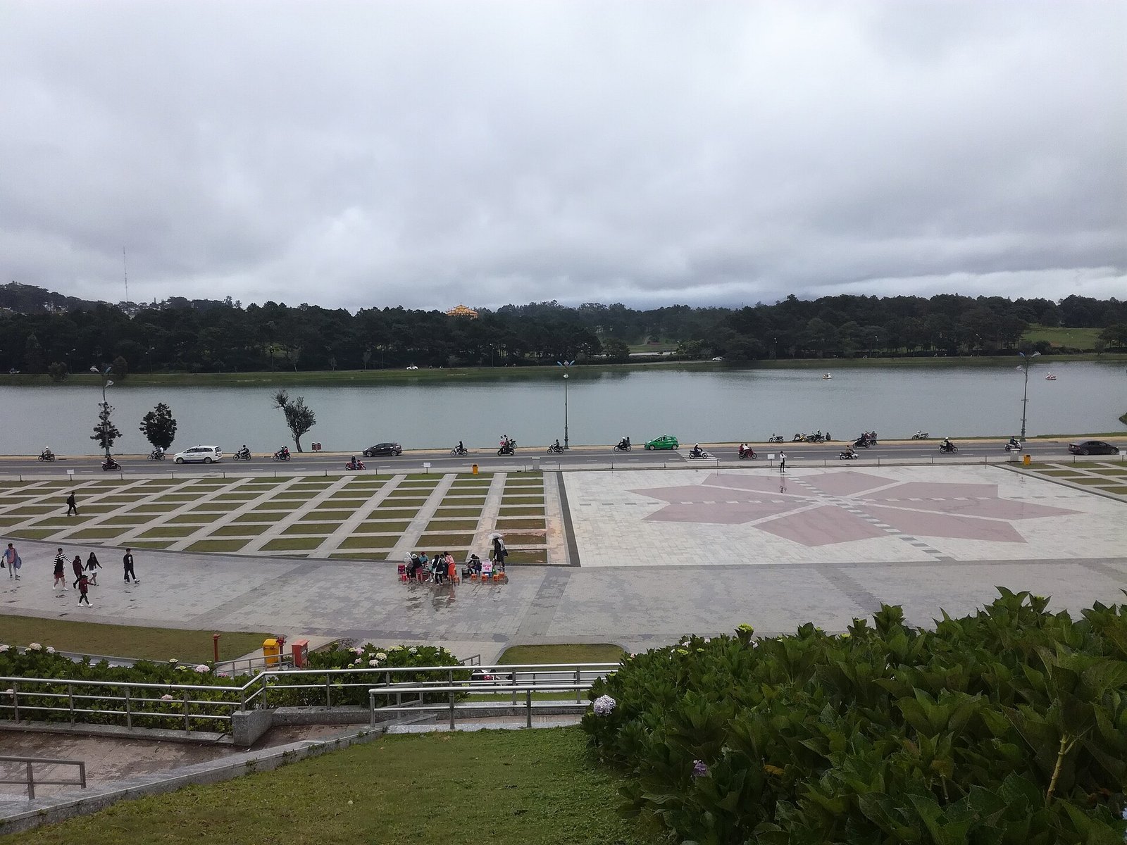 Da Lat Flower Highland, Mongo Land, Me Linh Coffee & Tuyen Lam SUP/Kayak