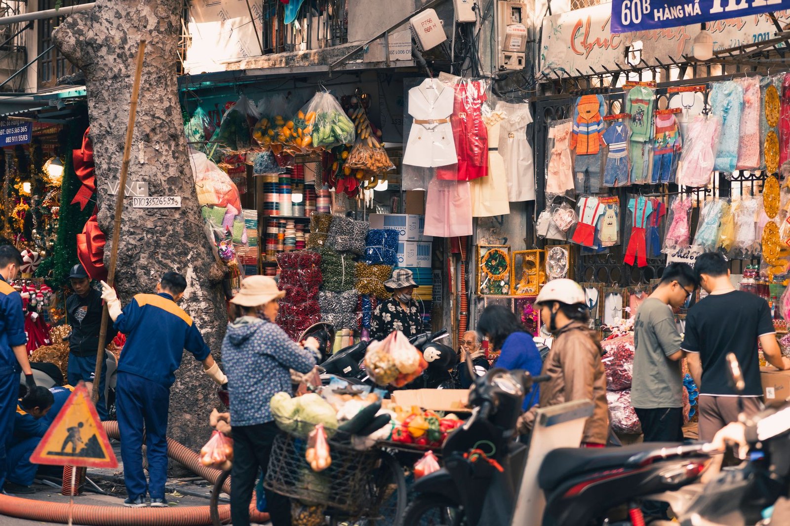 5-Day Authentic Northern Vietnam Tour: Da Bac – Mai Chau – Pu Luong – Ninh Binh – Hanoi