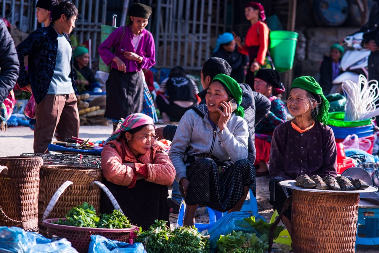 Sapa – Bac Ha Adventure | 4-Day Private Tour by Overnight Train & Limousine from Hanoi