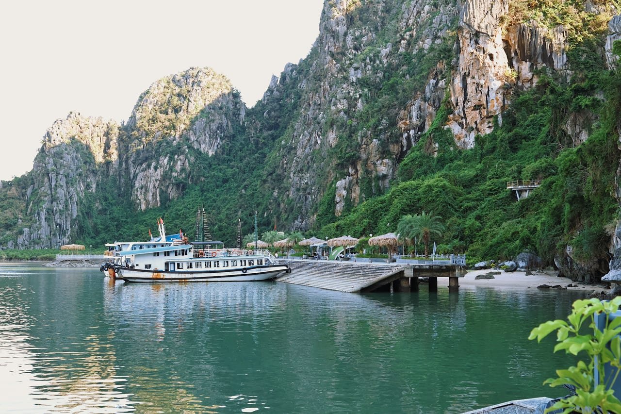 Full Day Hiking Cat Ba National Park
