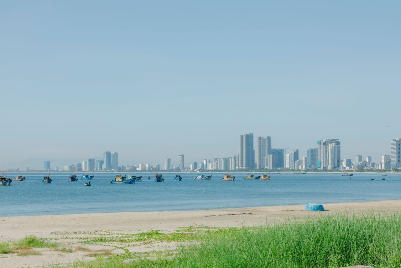 Unique Hue City Tour from Da Nang by Train via Hai Van Pass