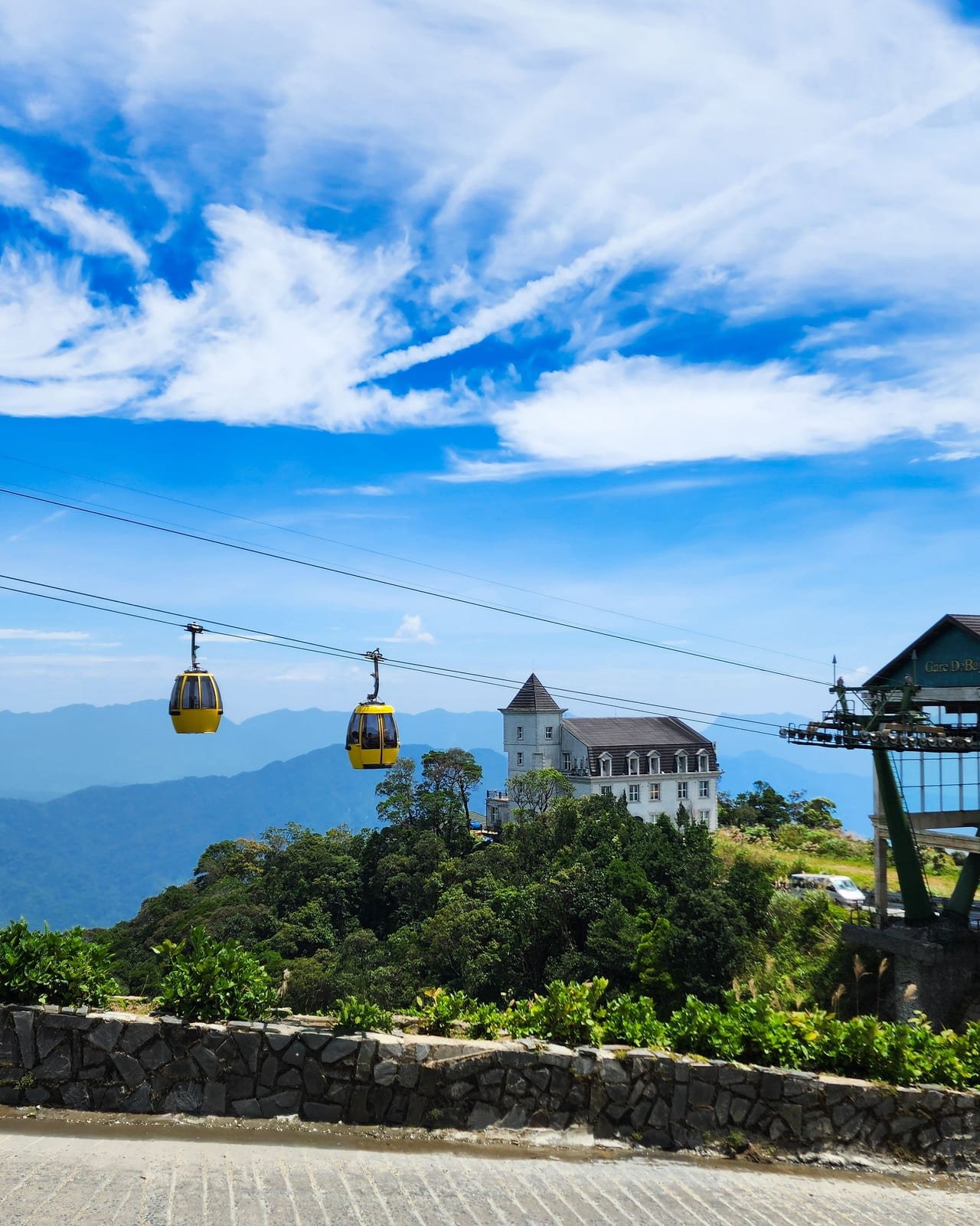 Golden Bridge & Ba Na Hills from Da Nang Small Group Tour, No Lunch