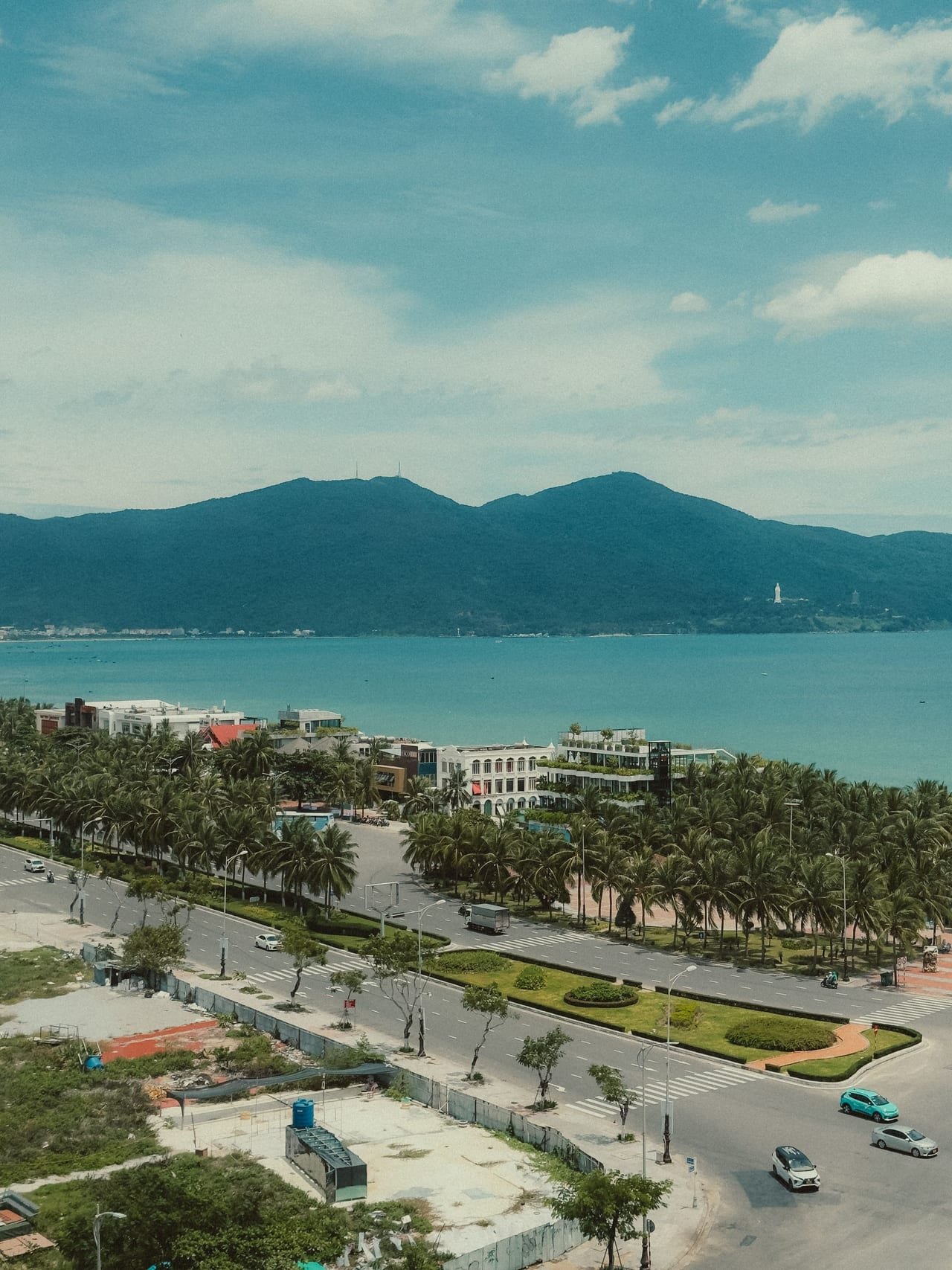 Coral Reef Snorkeling & Floating Bar Party Tour - Nha Trang