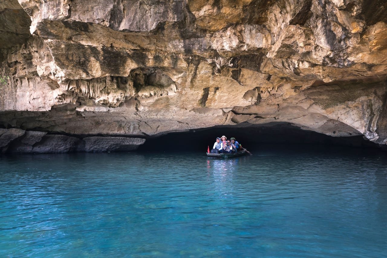 Hang En Cave Adventure (2 Days 1 Night)