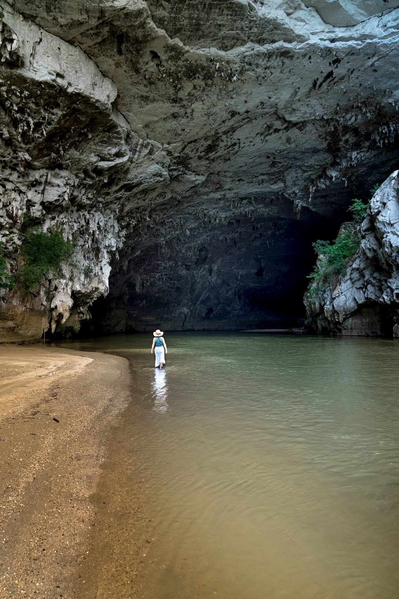 Phong Nha: Nuoc Nut Cave Discovery (1 Day)