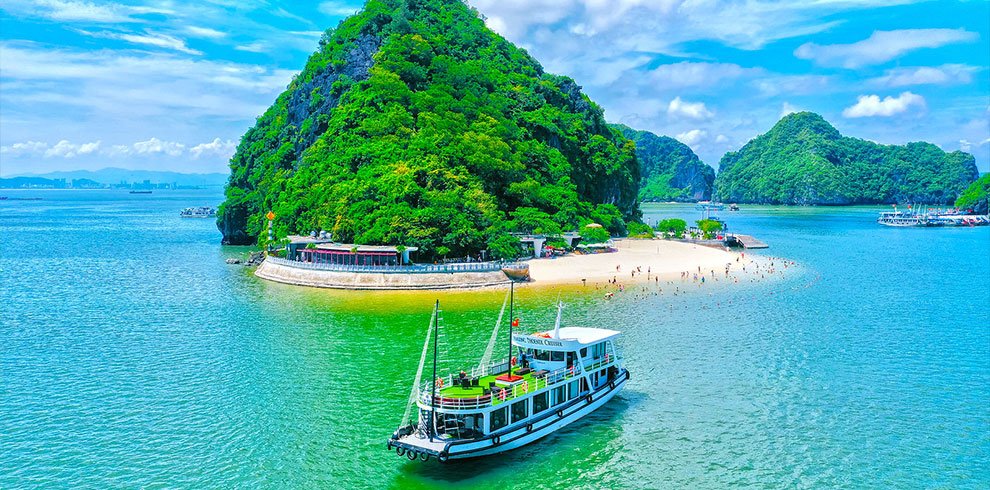 Phoenix Day Cruise | Halong Bay Day Trip from Hanoi – 01 Day