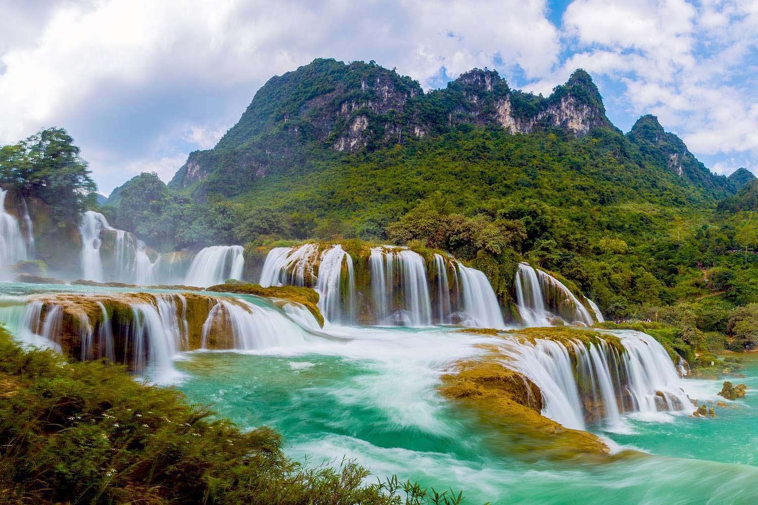 Cao Bang, Ban Gioc Waterfall & Ba Be Lake – 4 Days / 3 Nights