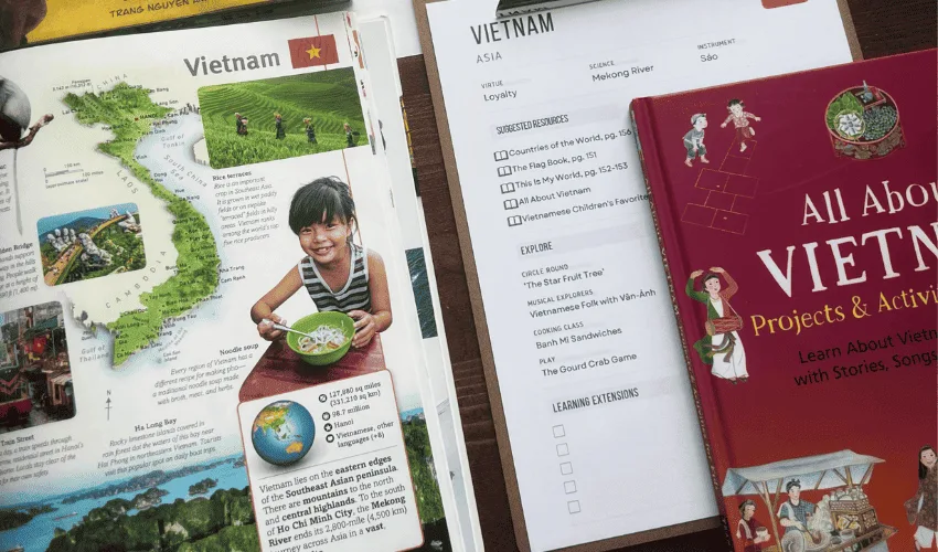 Short tours allow visitors to explore a province or city in Vietnam in greater depth