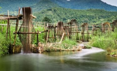 5-Day Authentic Northern Vietnam Tour: Da Bac – Mai Chau – Pu Luong – Ninh Binh – Hanoi