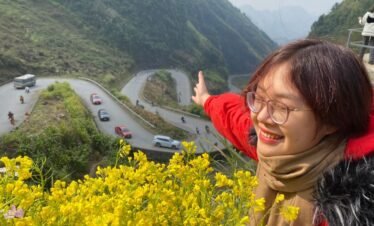 8-Day Hoang Su Phi Trekking Tour – Off-the-Beaten-Path Adventure from Hanoi