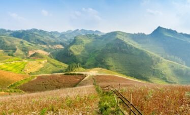Highlight of the North East package tour – 09 Days