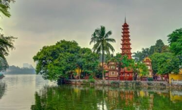 Hanoi’s Heartbeat: A Full-Day City & Lunch & Puppet Show