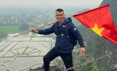 Ninh-Binh-Hoa-Lu-Trang-An-Hang-Mua