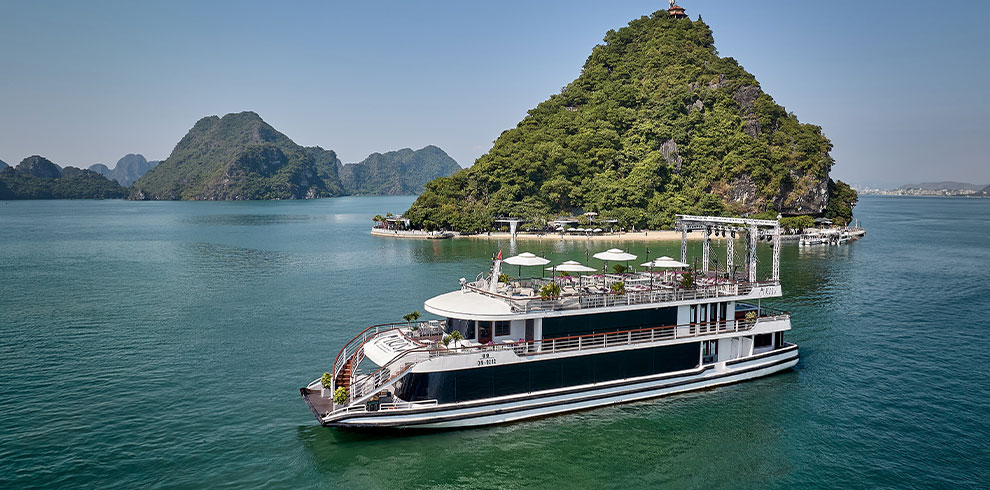 Iris-Cruise-Halong-2