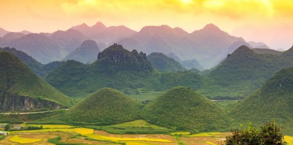 Ha Giang - Dong Van - Bao Lac - Cao Bang - Ba Be