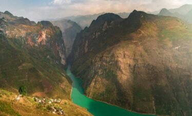 Ha Giang - Dong Van - Bao Lac - Cao Bang - Ba Be