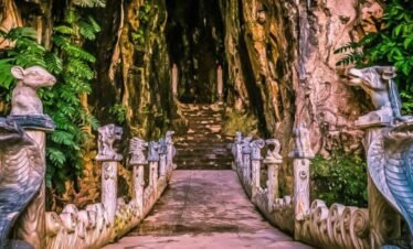 Explore Danang – Ba Na hill – Golden Bridge (Group Tour)