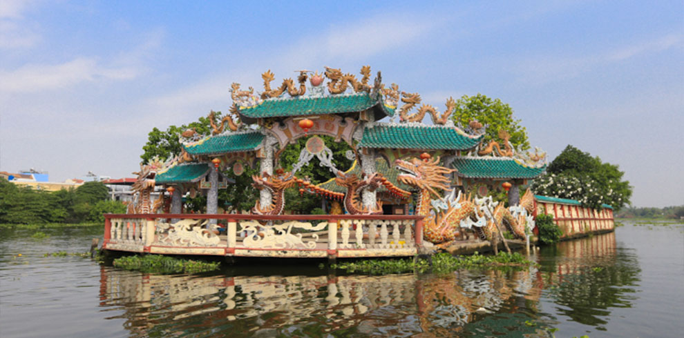 Phu-Chau-Floating-Temple-ho-chi-minh-city