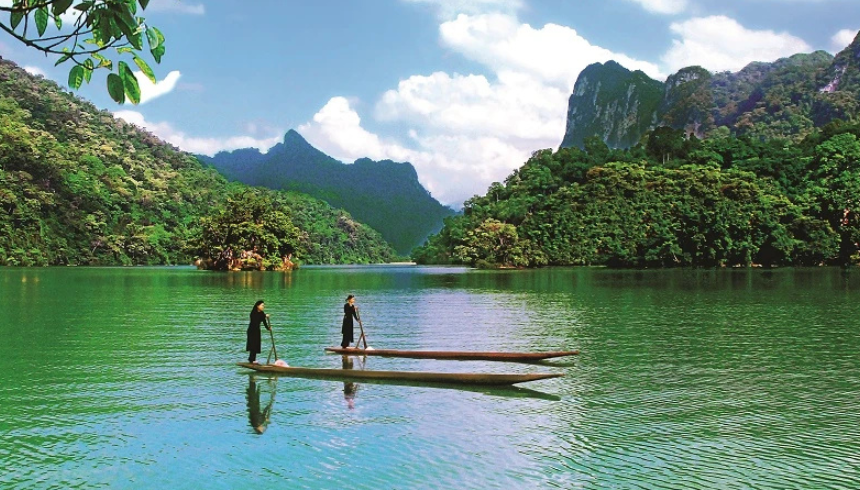 Hanoi Car Rental | Hanoi to Cao Bang, Ban Gioc waterfall, Ba Be Lake 4D3N