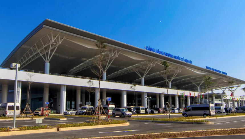 Noi Bai airport drop off by private car