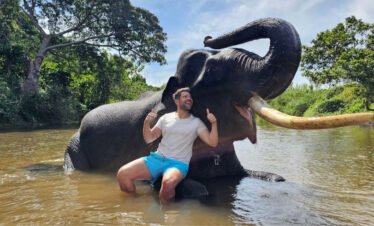 Elephant Care in Lak Lake – Half Day