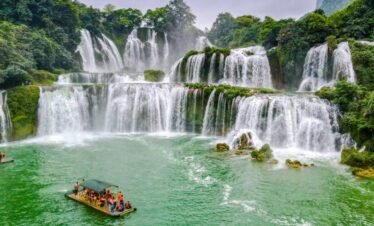CAO BANG – BAN GIOC WATERFALL – BA BE LAKE TOUR 04 DAYS 03 NIGHTS