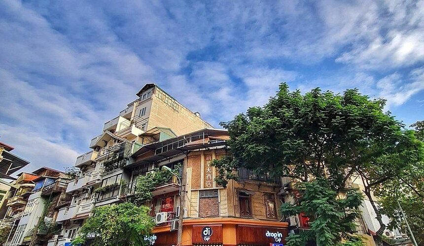 Discovering the Best Coffee Shops in Hanoi Old Quarter: From Egg Coffee to Hidden Gems